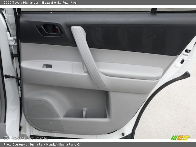 Blizzard White Pearl / Ash 2009 Toyota Highlander