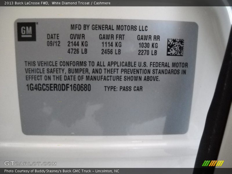 White Diamond Tricoat / Cashmere 2013 Buick LaCrosse FWD