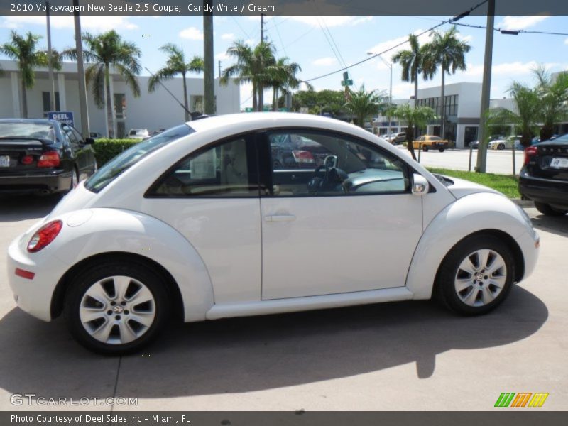 Candy White / Cream 2010 Volkswagen New Beetle 2.5 Coupe