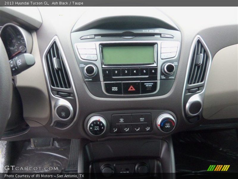 Ash Black / Taupe 2013 Hyundai Tucson GL