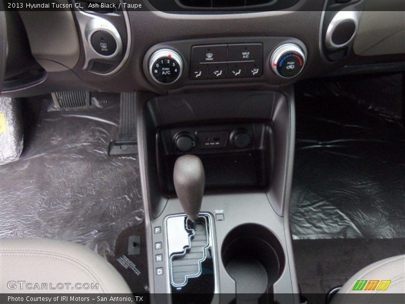 Ash Black / Taupe 2013 Hyundai Tucson GL