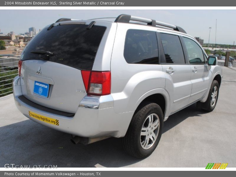 Sterling Silver Metallic / Charcoal Gray 2004 Mitsubishi Endeavor XLS