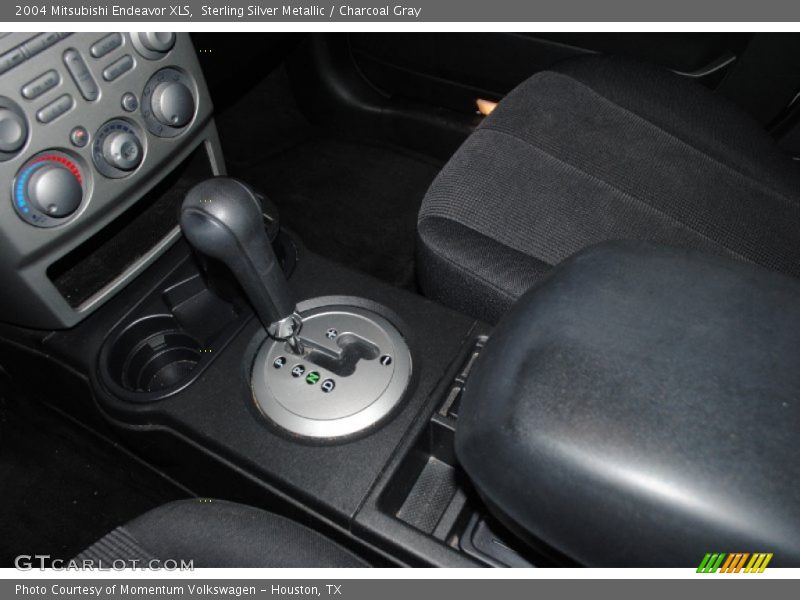 Sterling Silver Metallic / Charcoal Gray 2004 Mitsubishi Endeavor XLS