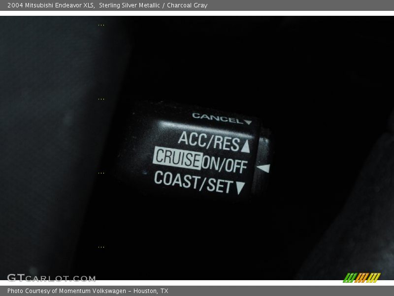 Sterling Silver Metallic / Charcoal Gray 2004 Mitsubishi Endeavor XLS