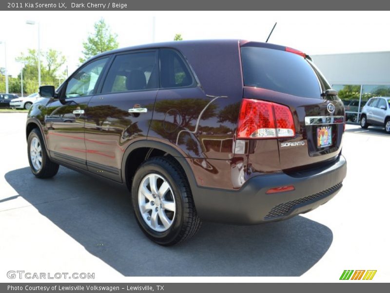 Dark Cherry / Beige 2011 Kia Sorento LX