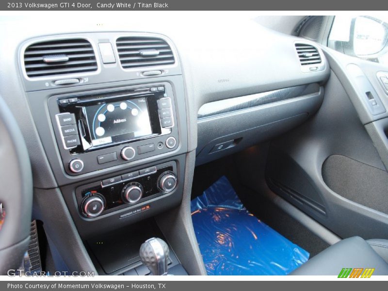 Candy White / Titan Black 2013 Volkswagen GTI 4 Door