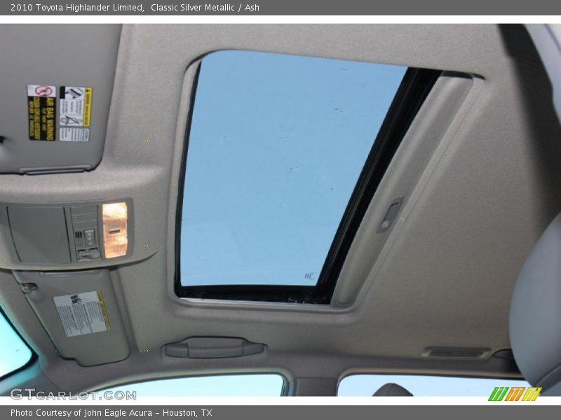 Classic Silver Metallic / Ash 2010 Toyota Highlander Limited