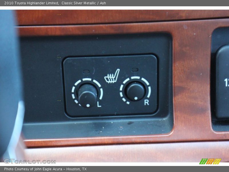 Classic Silver Metallic / Ash 2010 Toyota Highlander Limited