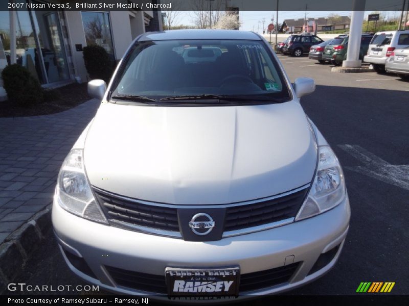 Brilliant Silver Metallic / Charcoal 2007 Nissan Versa S