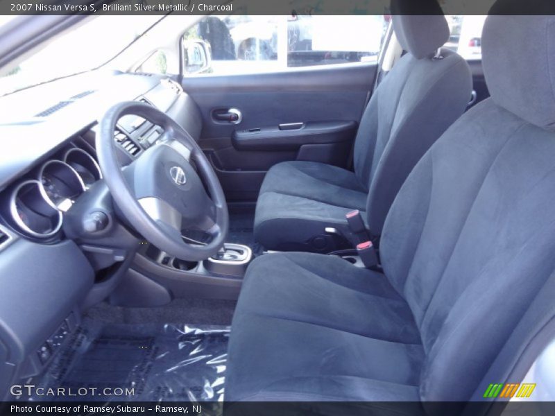 Brilliant Silver Metallic / Charcoal 2007 Nissan Versa S