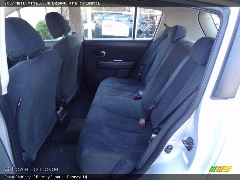 Brilliant Silver Metallic / Charcoal 2007 Nissan Versa S