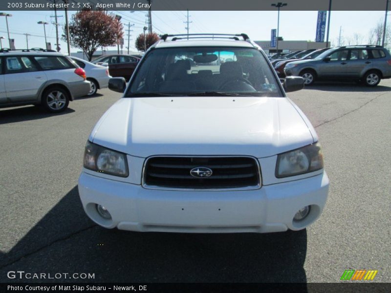 Aspen White / Gray 2003 Subaru Forester 2.5 XS