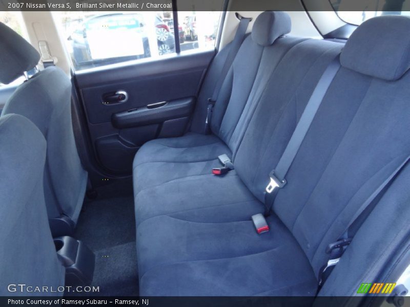 Brilliant Silver Metallic / Charcoal 2007 Nissan Versa S