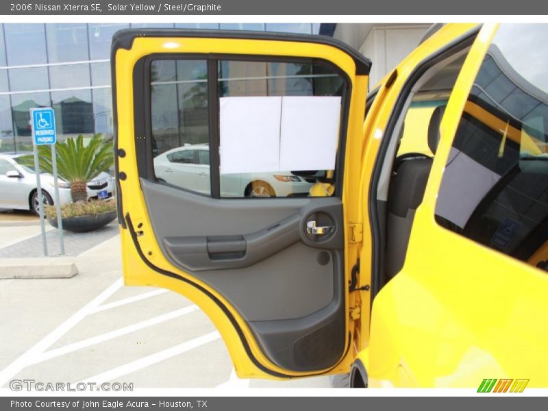 Solar Yellow / Steel/Graphite 2006 Nissan Xterra SE