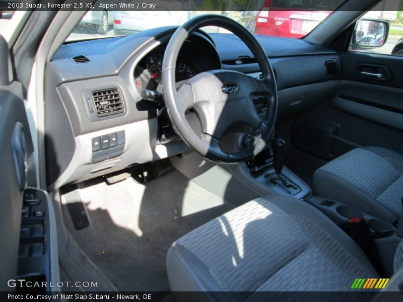 Aspen White / Gray 2003 Subaru Forester 2.5 XS