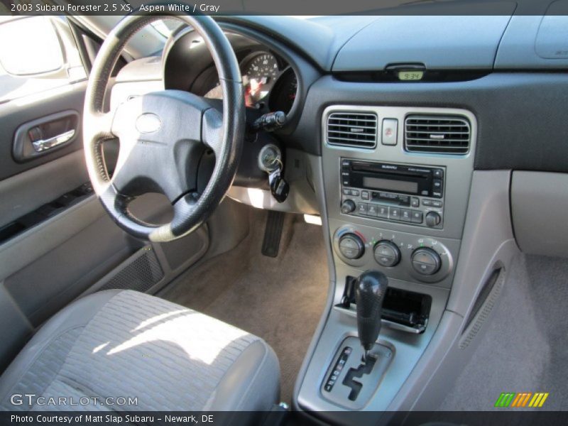 Aspen White / Gray 2003 Subaru Forester 2.5 XS