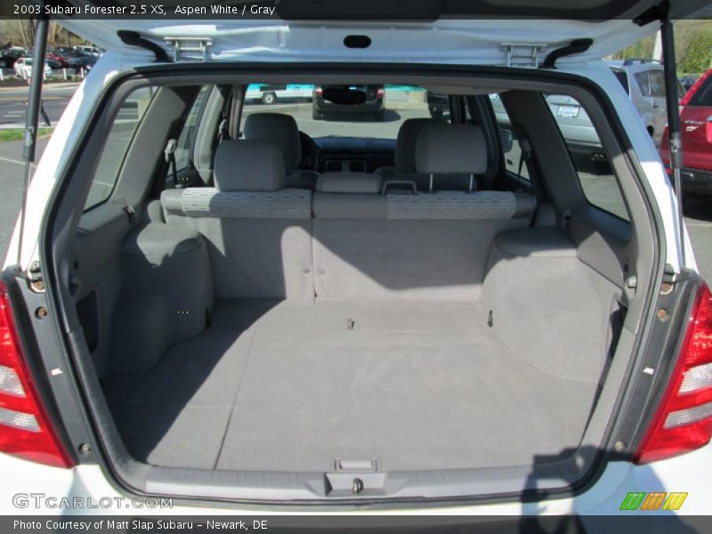 Aspen White / Gray 2003 Subaru Forester 2.5 XS