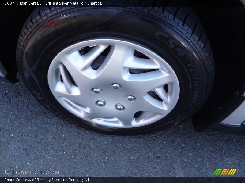 Brilliant Silver Metallic / Charcoal 2007 Nissan Versa S