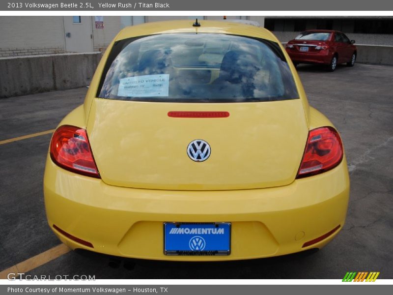 Yellow Rush / Titan Black 2013 Volkswagen Beetle 2.5L