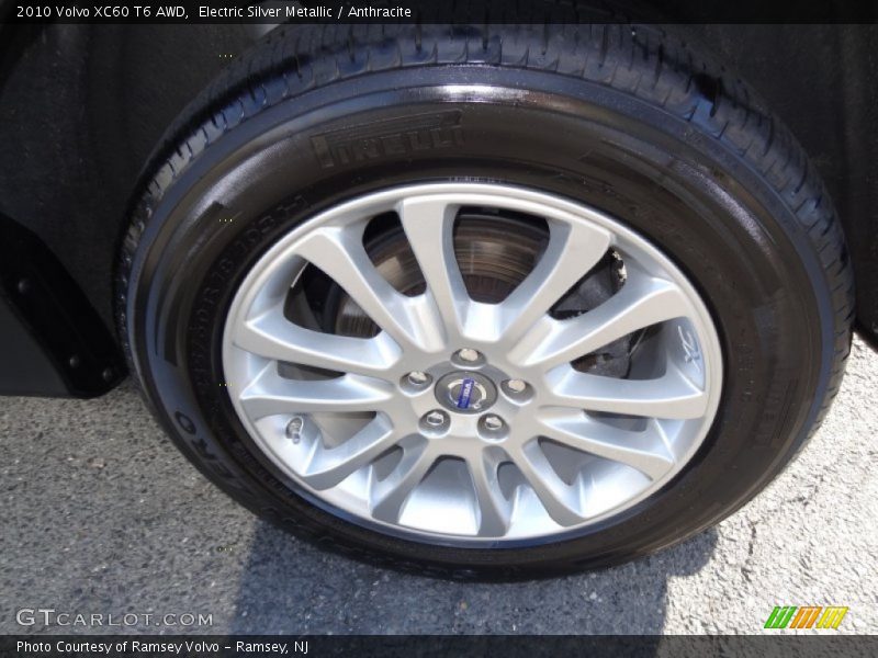 Electric Silver Metallic / Anthracite 2010 Volvo XC60 T6 AWD