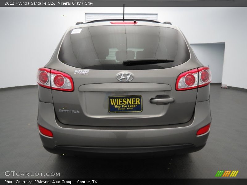 Mineral Gray / Gray 2012 Hyundai Santa Fe GLS