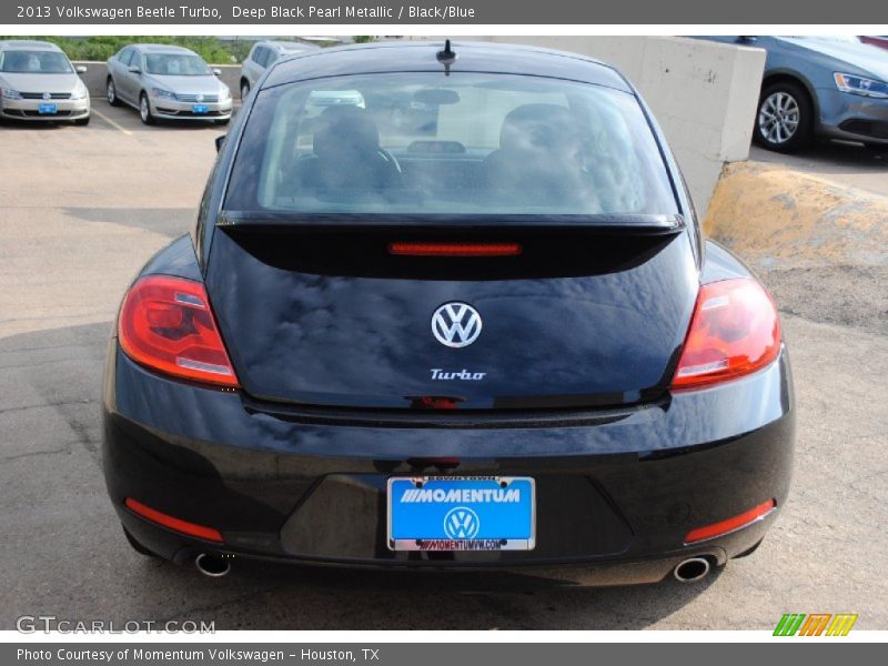 Deep Black Pearl Metallic / Black/Blue 2013 Volkswagen Beetle Turbo