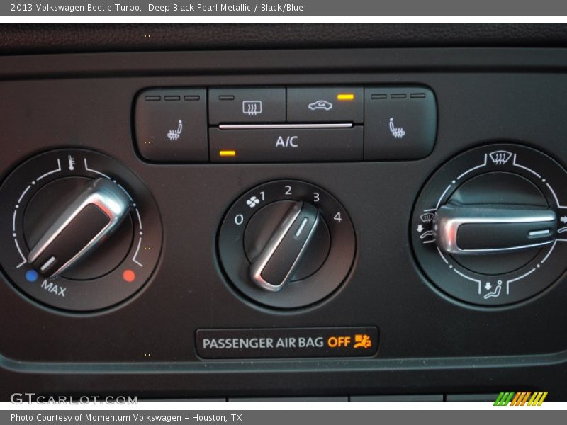 Deep Black Pearl Metallic / Black/Blue 2013 Volkswagen Beetle Turbo