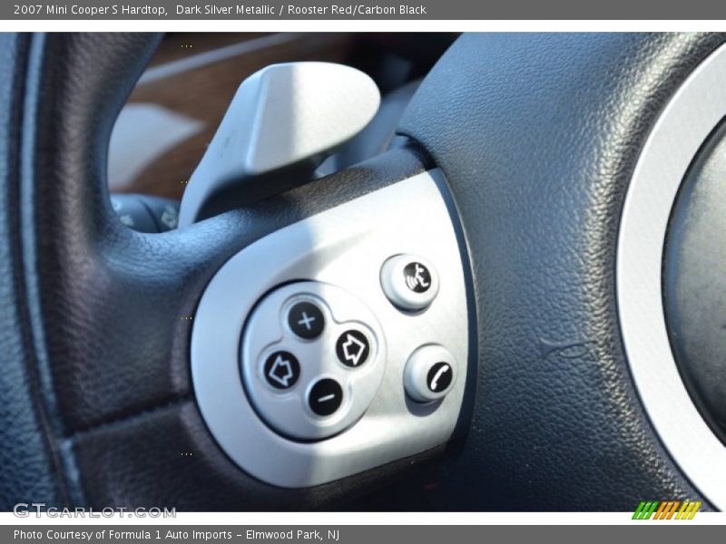 Controls of 2007 Cooper S Hardtop