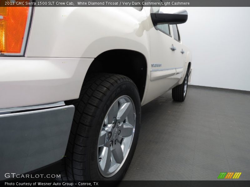 White Diamond Tricoat / Very Dark Cashmere/Light Cashmere 2013 GMC Sierra 1500 SLT Crew Cab