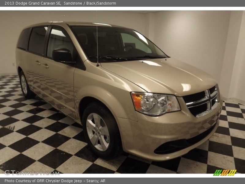 Sandstone / Black/Sandstorm 2013 Dodge Grand Caravan SE