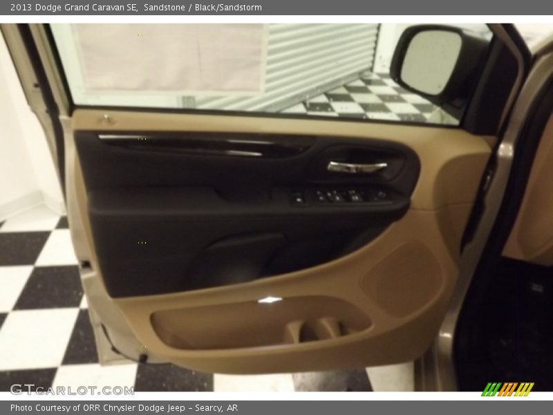 Sandstone / Black/Sandstorm 2013 Dodge Grand Caravan SE