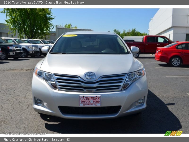 Classic Silver Metallic / Ivory 2010 Toyota Venza V6 AWD