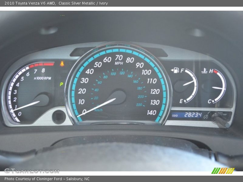 Classic Silver Metallic / Ivory 2010 Toyota Venza V6 AWD
