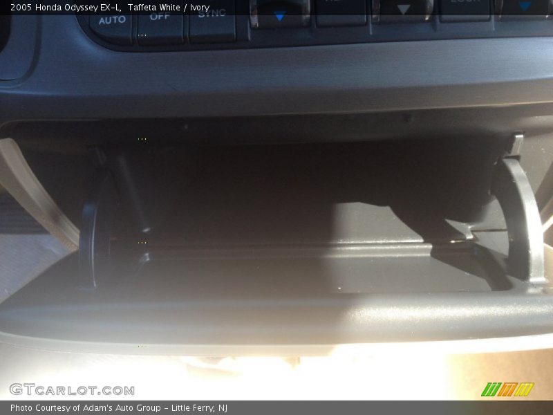 Taffeta White / Ivory 2005 Honda Odyssey EX-L
