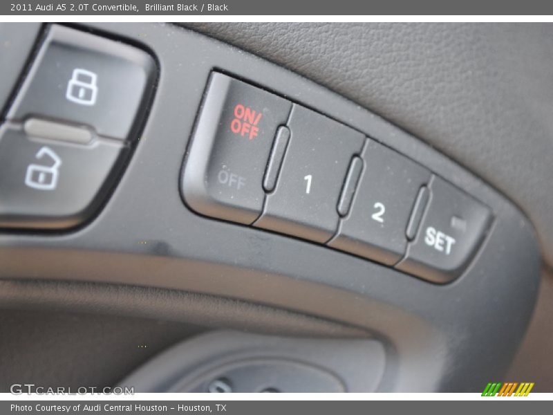 Controls of 2011 A5 2.0T Convertible