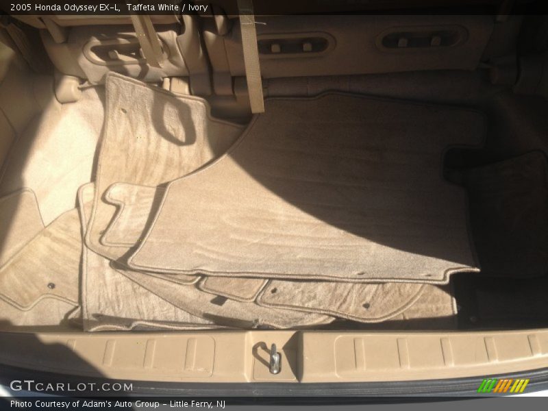 Taffeta White / Ivory 2005 Honda Odyssey EX-L