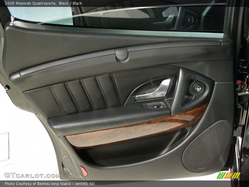 Black / Black 2006 Maserati Quattroporte