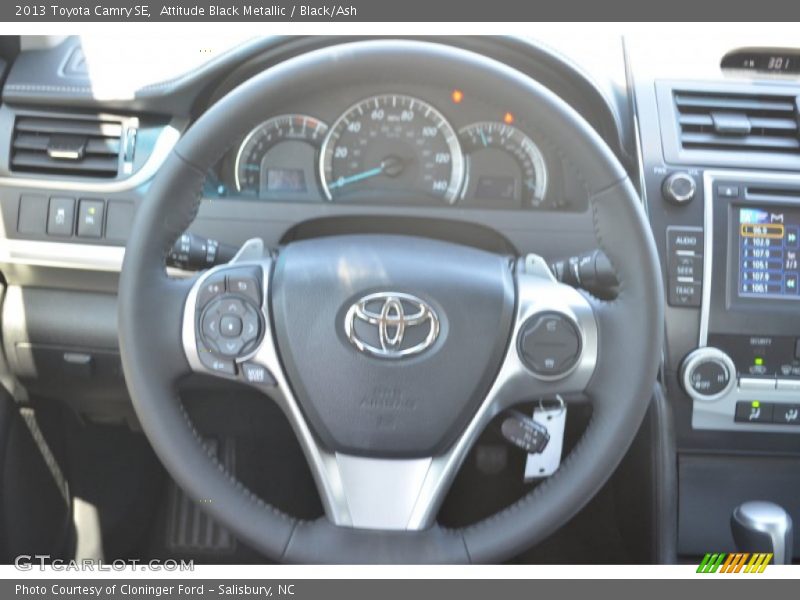 Attitude Black Metallic / Black/Ash 2013 Toyota Camry SE