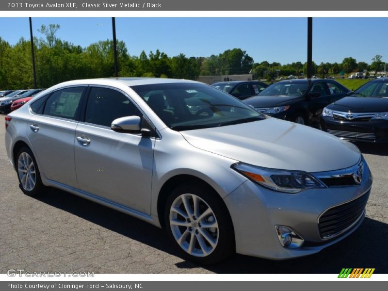 Classic Silver Metallic / Black 2013 Toyota Avalon XLE