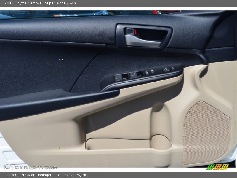 Super White / Ash 2013 Toyota Camry L