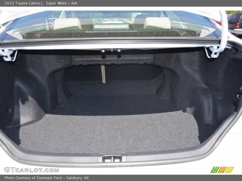 Super White / Ash 2013 Toyota Camry L