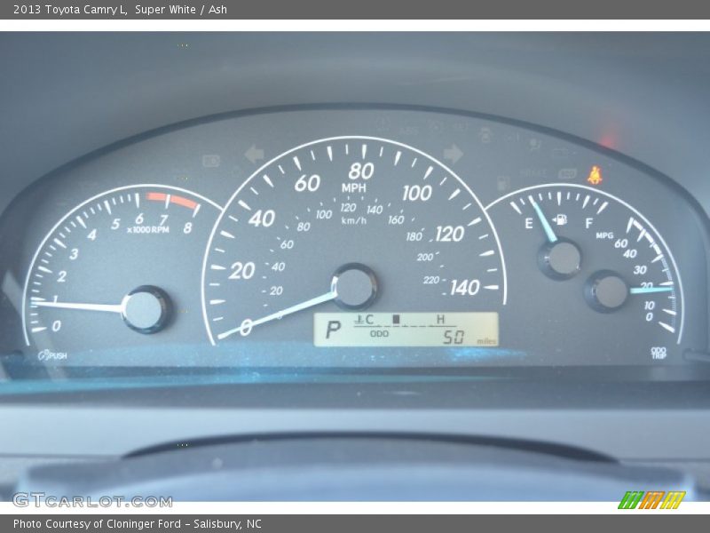Super White / Ash 2013 Toyota Camry L