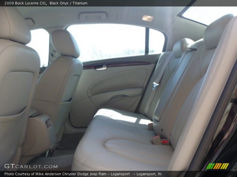 Black Onyx / Titanium 2009 Buick Lucerne CXL