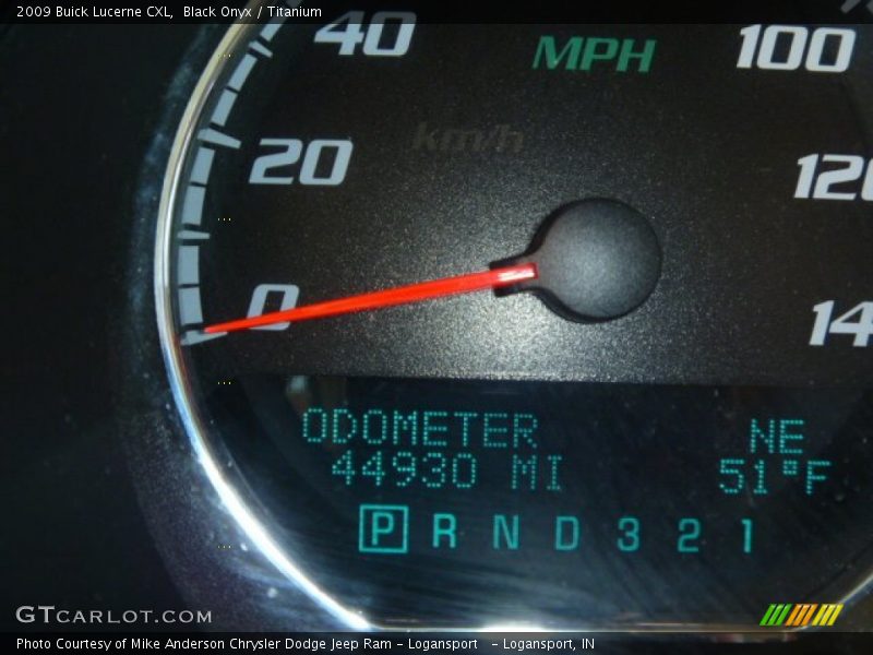 Black Onyx / Titanium 2009 Buick Lucerne CXL