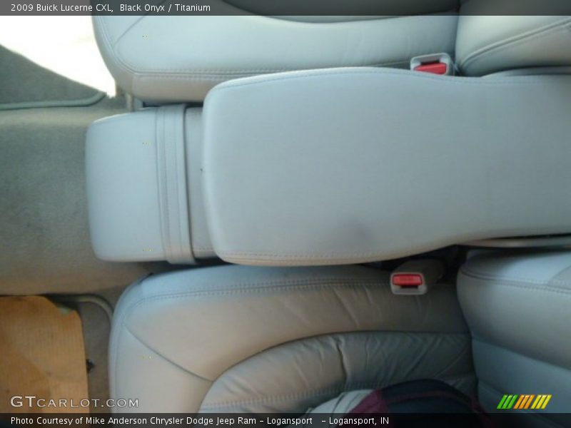 Black Onyx / Titanium 2009 Buick Lucerne CXL