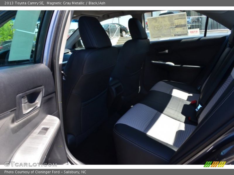 Magnetic Gray Metallic / Black/Ash 2013 Toyota Camry SE