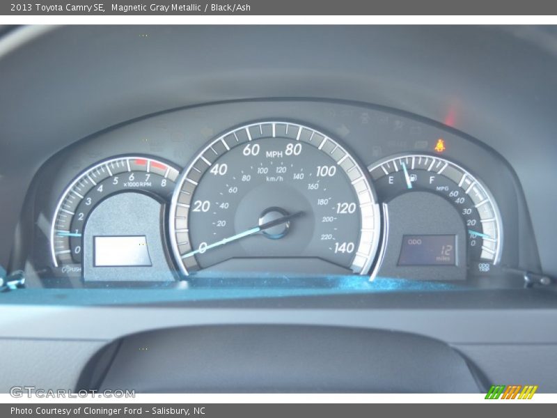 Magnetic Gray Metallic / Black/Ash 2013 Toyota Camry SE