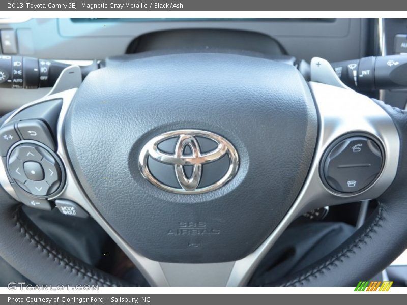 Magnetic Gray Metallic / Black/Ash 2013 Toyota Camry SE
