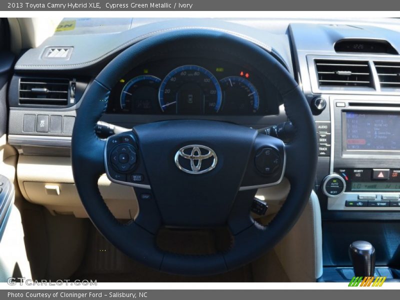 Cypress Green Metallic / Ivory 2013 Toyota Camry Hybrid XLE