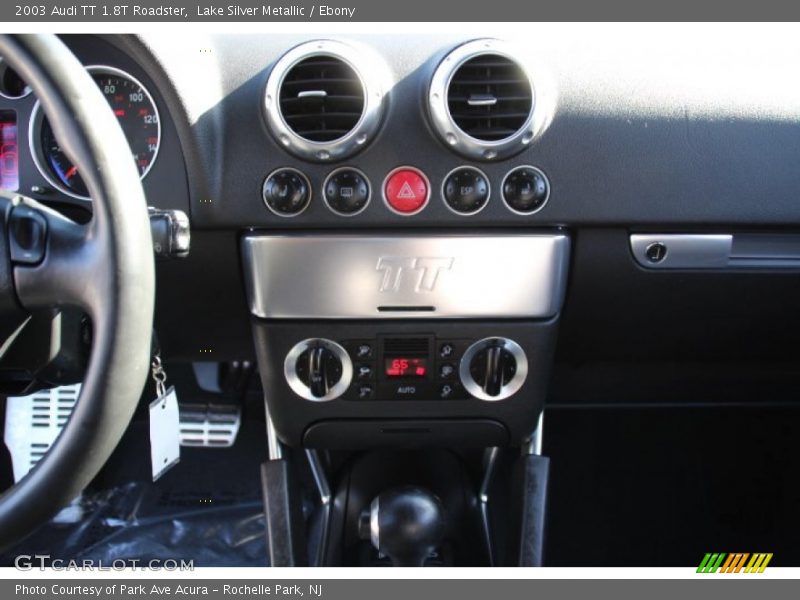 Lake Silver Metallic / Ebony 2003 Audi TT 1.8T Roadster